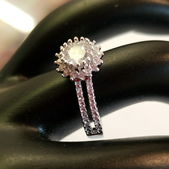 White Gold Filled Hearts & Arrows Ring, Size 7 New - Picture 6 of 8